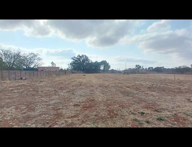 2,286M² VACANT LAND FOR SALE IN KOOKRUS